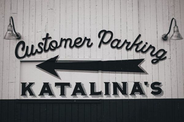 vinyl sign company